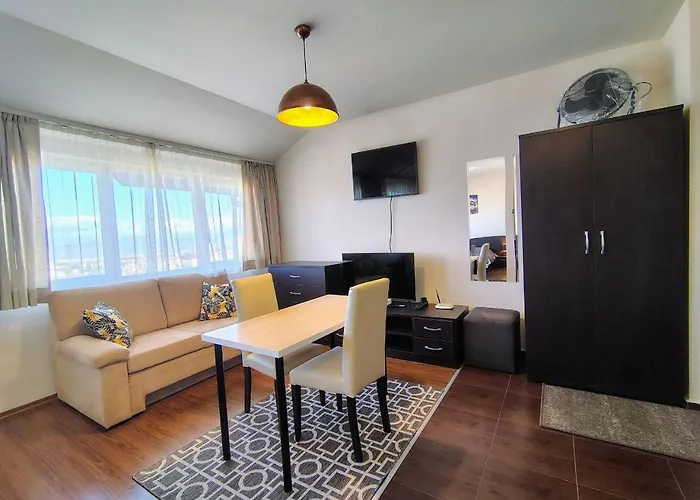 Tower Cozy With Mountain View Lägenhet *