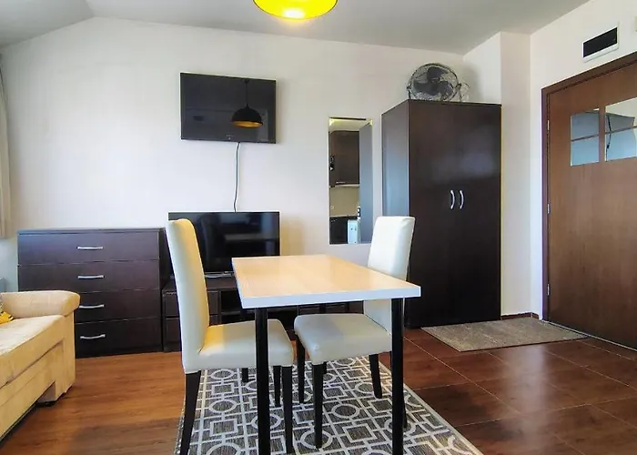 Lägenhet Tower Cozy With Mountain View *